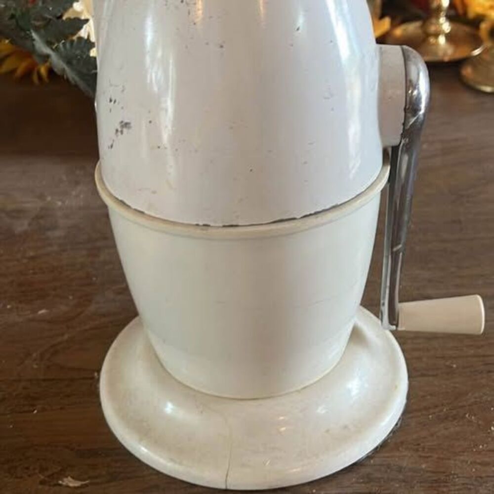 Vintage ice crusher